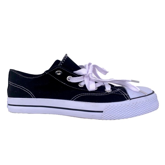 Airwalk Legacee Lace Up Canvas Kicks, NWOT - Picture 6 of 15